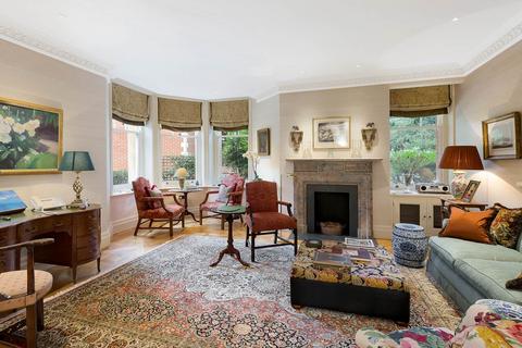 4 bedroom flat for sale, York House Place, Kensington, London