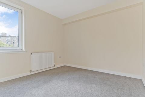 Flat 3, 3 Thorntreeside, Edinburgh, EH6 8FE