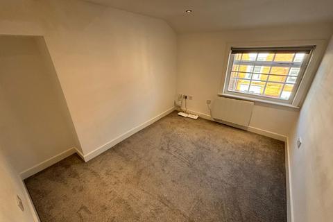 2 bedroom flat to rent, Railway Street, Beverley, East Riding of Yorkshire, HU17
