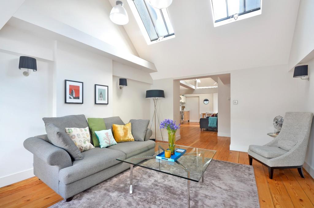 Tavistock Street 3 bed townhouse £5,850 pcm (£1,350 pw)