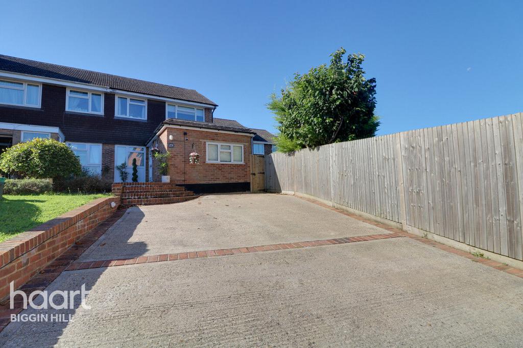 Mount Pleasant, Biggin Hill 4 bed end of terrace house for sale £450,000