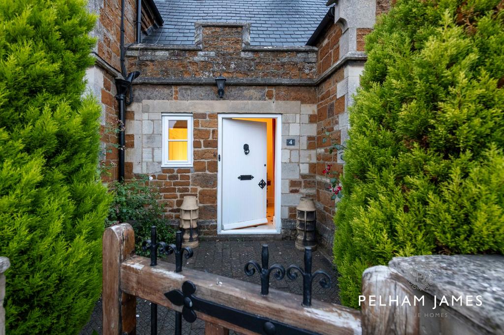 Entrance, The Old School House, Caldecott