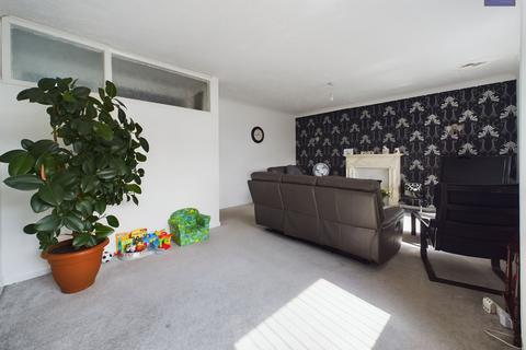 2 bedroom property for sale, Squires Gate Lane, Blackpool, FY4