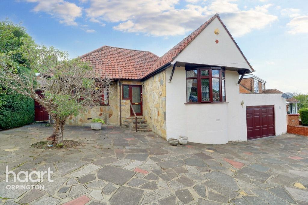 Sandhurst Road, Orpington 2 bed detached bungalow for sale £760,000