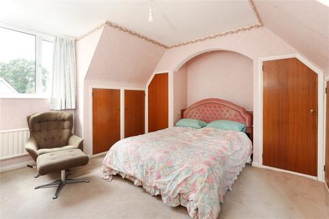 3 bedroom detached house for sale, Hollis Wood Drive, Wrecclesham, Farnham, Surrey, GU10