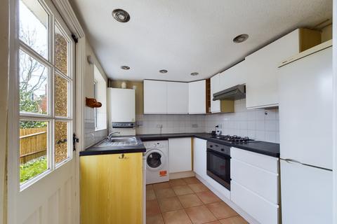 3 bedroom semi-detached house to rent, Recreation Road, Bromley, Kent, BR2