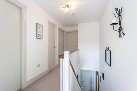 35 Parkside, Auchterarder, PH3 1GG