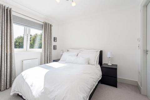 35 Parkside, Auchterarder, PH3 1GG