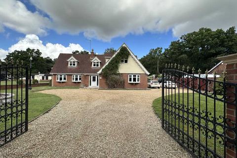 7 bedroom detached house for sale, Short Thorn Road, Stratton Strawless