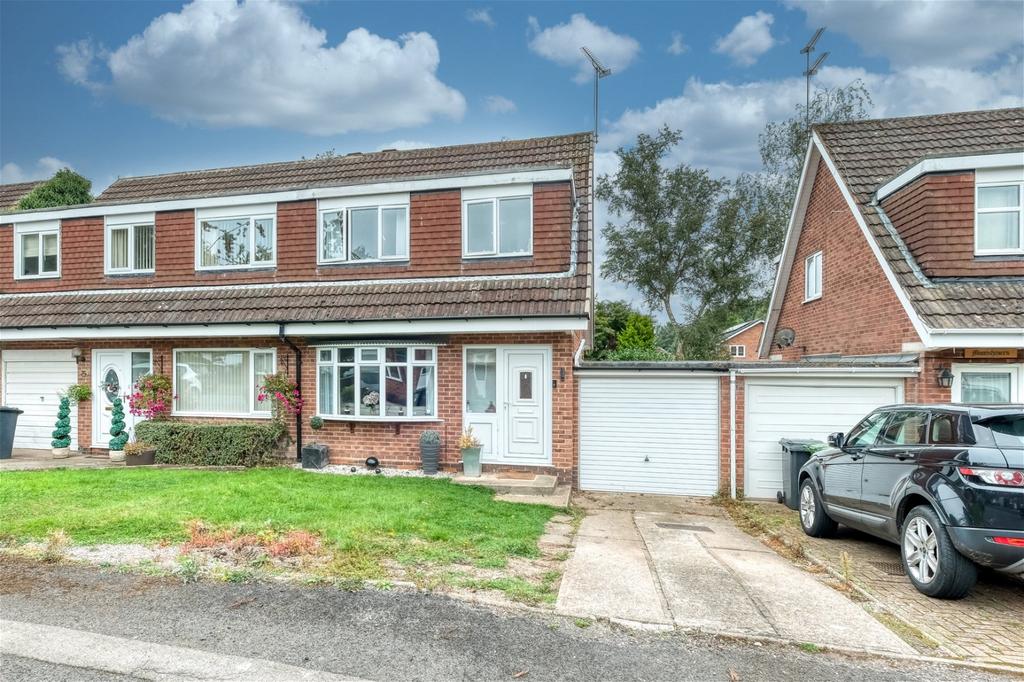 Prestbury Close, Winyates Green... 3 bed semidetached house for sale