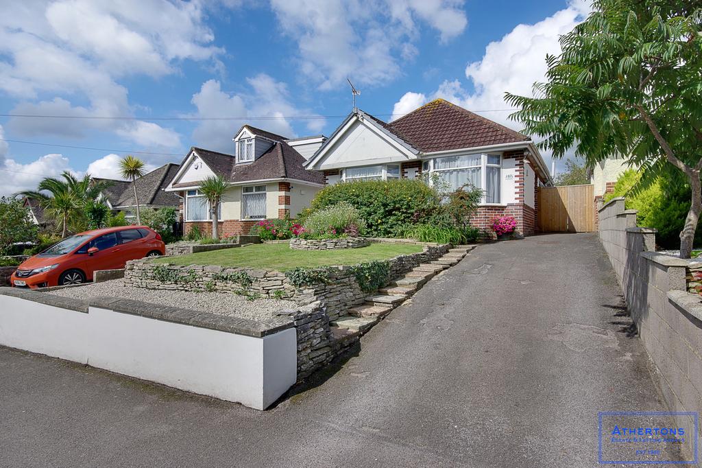 Broadway Lane, Bournemouth, Dorset, BH8 3 bed bungalow £450,000