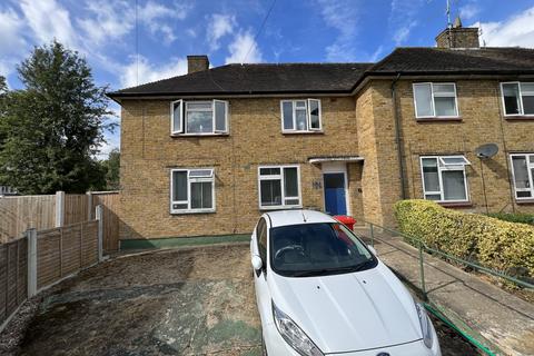 9 Harlesden Close, Romford, RM3 9HU