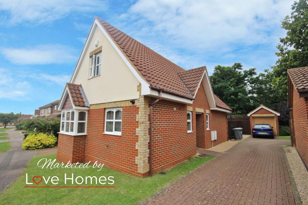 Durham Close, Flitwick 3 bed detached house for sale £425,000