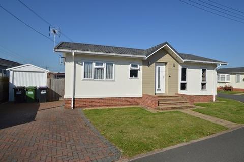 2 bedroom mobile home for sale - Warren Park, Warrant Road, Stoke-on-Tern, Market Drayton, Shropshire