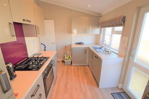 2 bedroom mobile home for sale - Warren Park, Warrant Road, Stoke-on-Tern, Market Drayton, Shropshire
