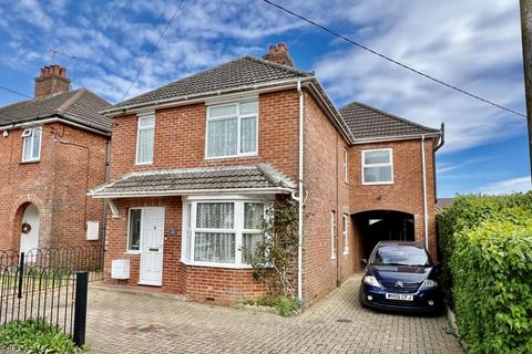 5 bedroom detached house for sale, Hiltom Road, Ringwood, BH24 1PW