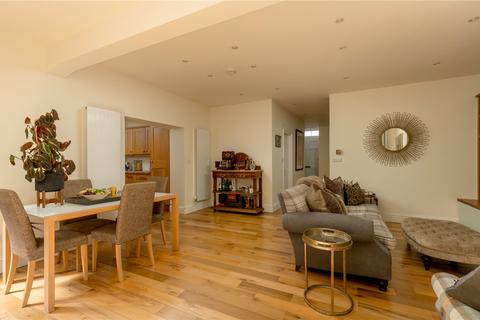 3 Dublin Meuse, Edinburgh, EH3 6NW