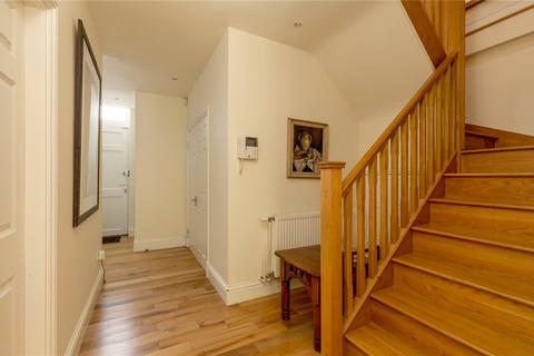3 Dublin Meuse, Edinburgh, EH3 6NW