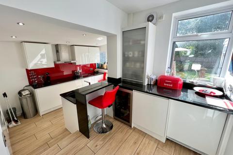 70 Brookvale Road, Olton, Solihull, B92 7HZ