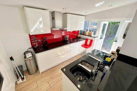 70 Brookvale Road, Olton, Solihull, B92 7HZ