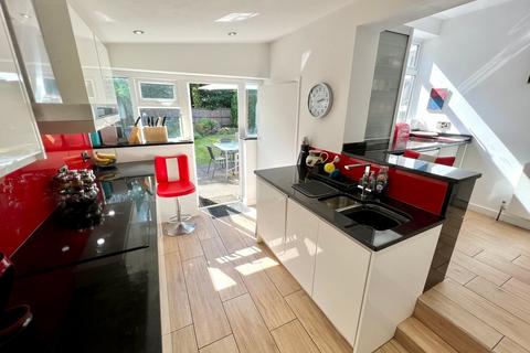 70 Brookvale Road, Olton, Solihull, B92 7HZ