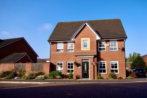 3 bedroom semi-detached house for sale - Penhurst Crescent, Heywood, Greater Manchester, OL10