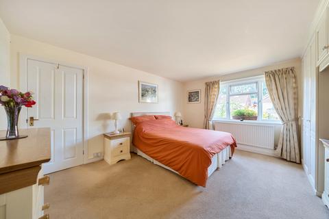 3 bedroom detached bungalow for sale - Greenview Crescent, Hildenborough