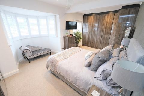 61 Ridgeway Crescent, Orpington, BR6 9QW