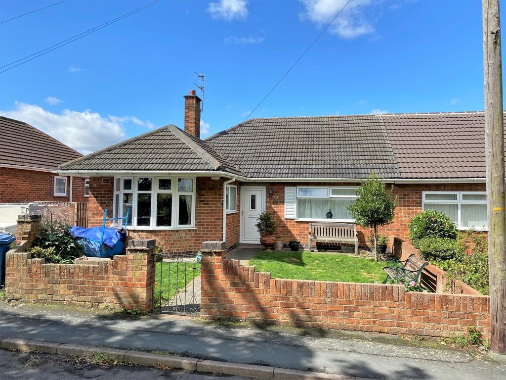 Castle Hill, East Leake 2 bed semidetached bungalow for sale £260,000