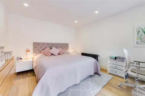 2 bedroom flat for sale - Oval Road, Camden, London