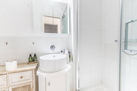 1 bedroom flat for sale, Oakley Street, Chelsea, London, SW3
