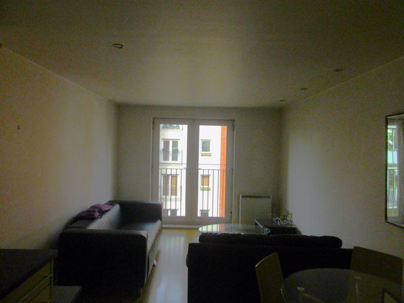 Elmira Way, Salford 2 bed apartment to rent £1,100 pcm (£254 pw)