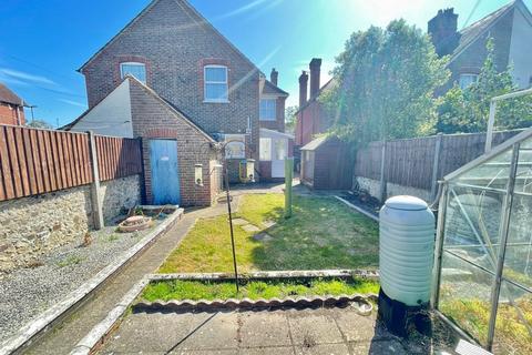 4 bedroom semi-detached house for sale, Arundel Road, Littlehampton