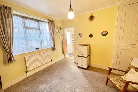 94 Arundel Road, Littlehampton, BN17 7DW