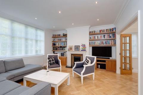 4 bedroom detached house for sale, Willifield Way, London