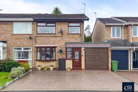 3 bedroom semi-detached house for sale - Lingfield Drive, Great Wyrley, WS6 6LS