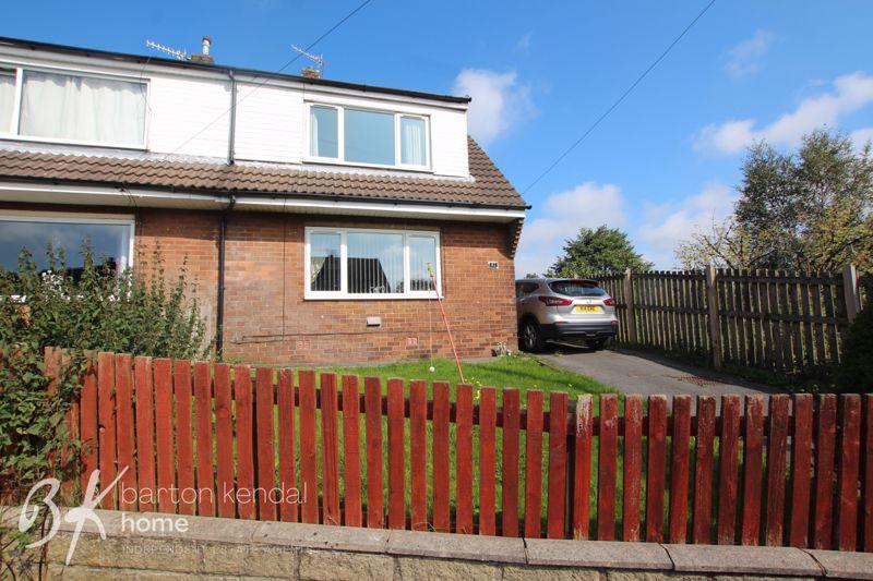 Knowsley Crescent, Shawforth, Rochdale 3 bed semidetached house for