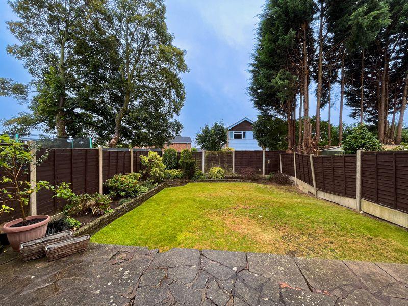 Langholm Drive, Cannock, WS12 2TP 3 bed semidetached house for sale