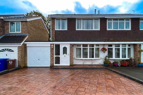 Langholm Drive, Cannock, WS12 2TP