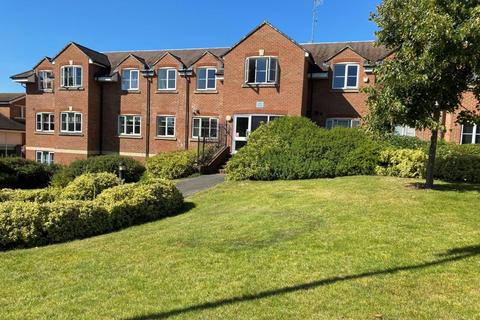 undefined, Stoke Poges 2 bedroom Ground Floor Apartment £1525 Available 1st April