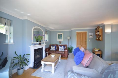 1a Moorfield, Haslemere, GU27 3SH