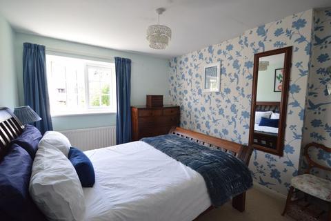 1a Moorfield, Haslemere, GU27 3SH