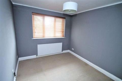 2 bedroom flat for sale, Somervell Road, North Harrow, Middlesex, HA2 8UB