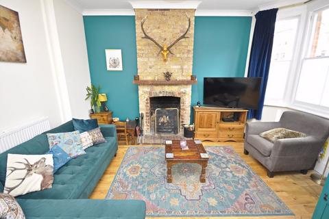 3 bedroom terraced house for sale - Greenyard, Waltham Abbey