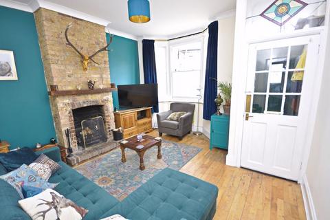 3 bedroom terraced house for sale - Greenyard, Waltham Abbey
