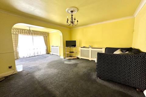 68 Cullings Court, Waltham Abbey, EN9 3ED