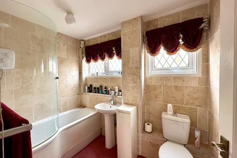 68 Cullings Court, Waltham Abbey, EN9 3ED
