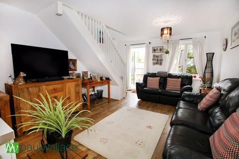 2 bedroom end of terrace house for sale, Hunters Reach, West Cheshunt