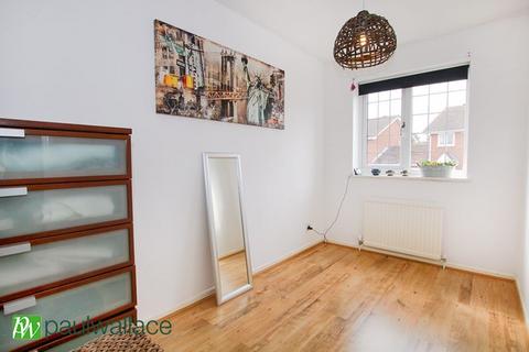 1 Hunters Reach, Waltham Cross, EN7 6HQ