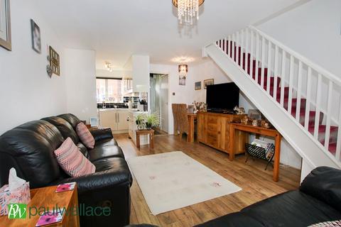 1 Hunters Reach, Waltham Cross, EN7 6HQ